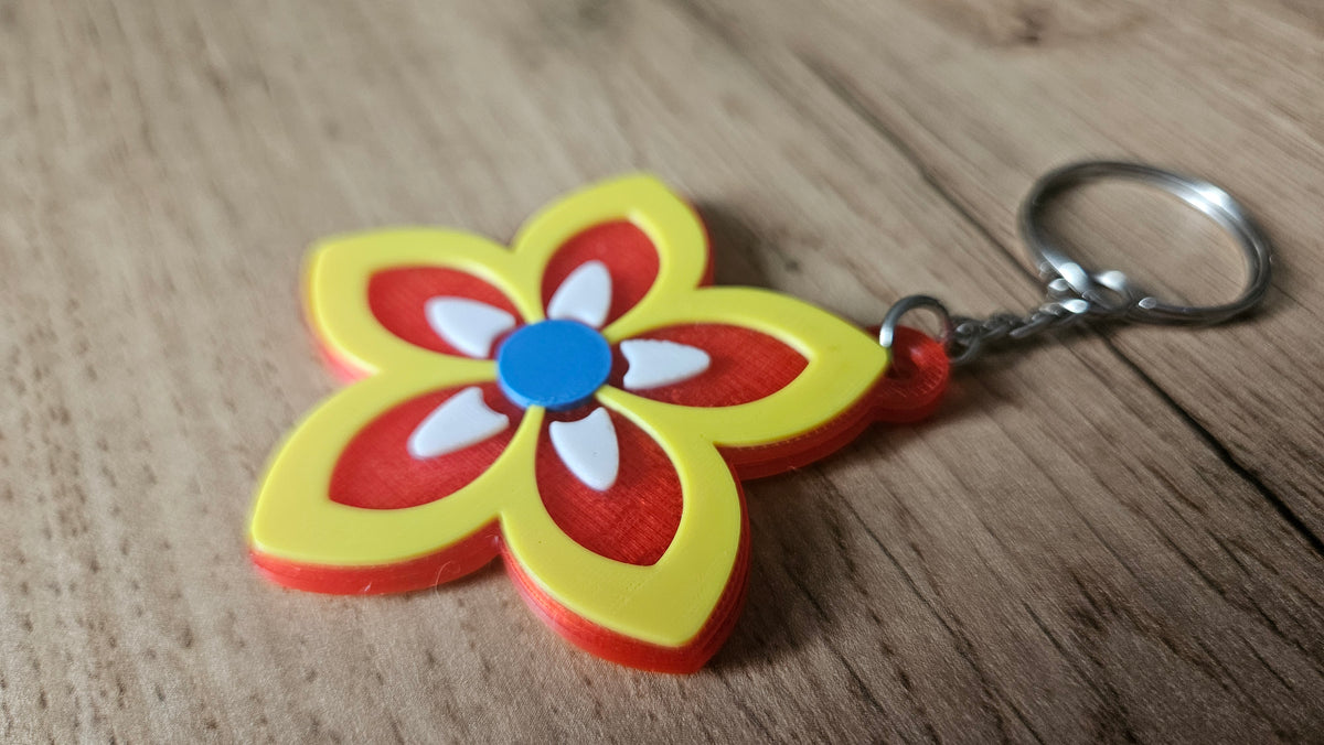 Flower - keyring, pin