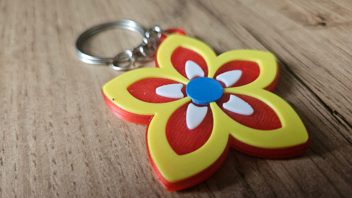 Flower - keyring, pin